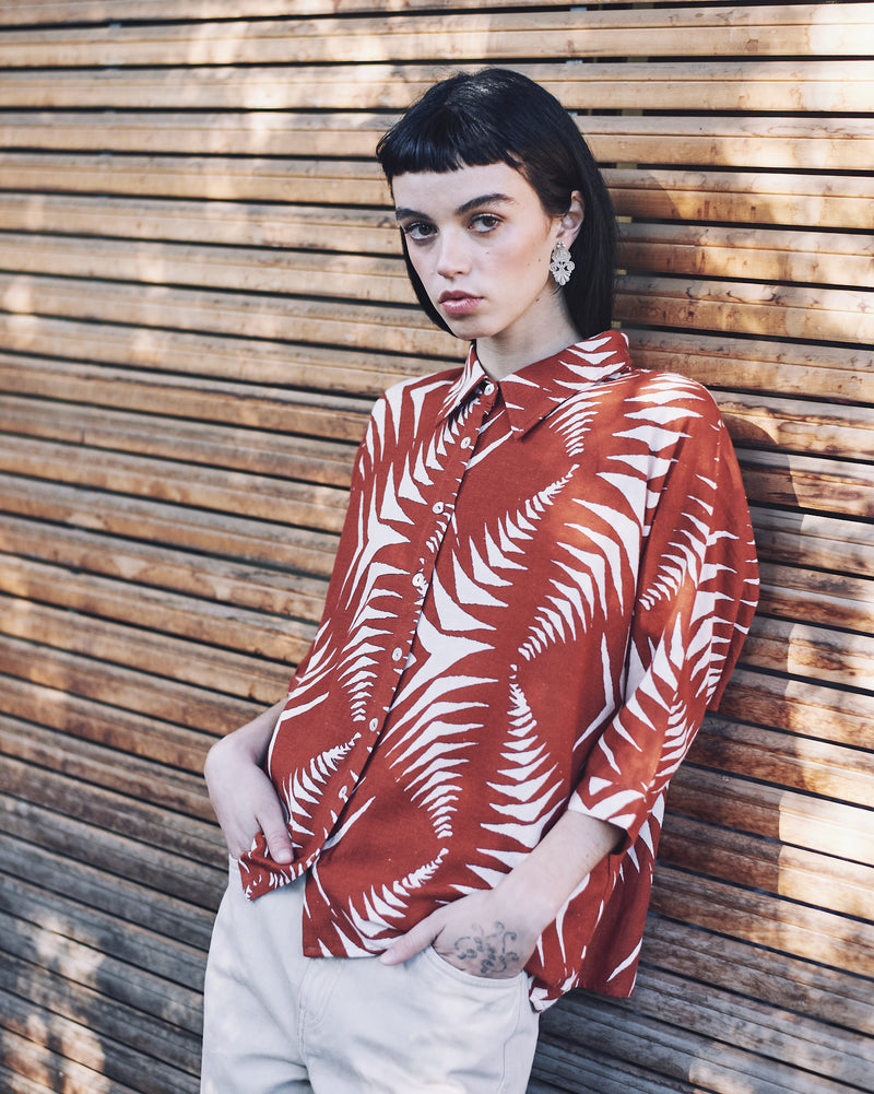 BLUSA INDY CAFÉ
