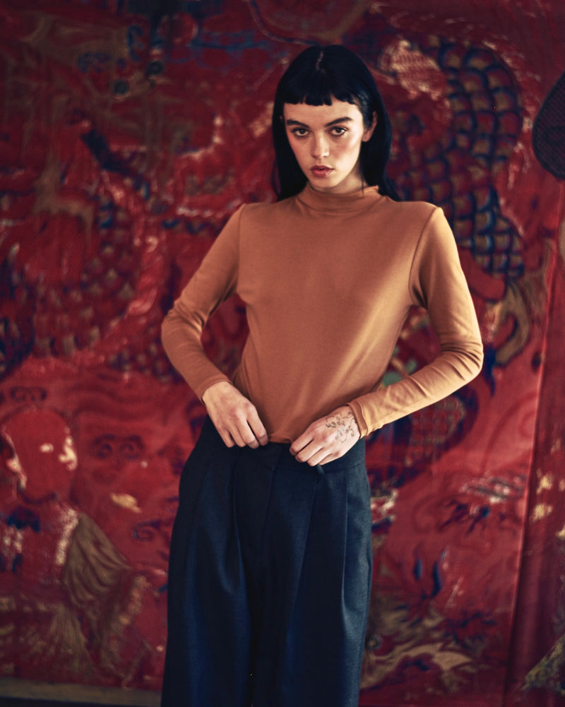 POLERA MARÍA CAMEL