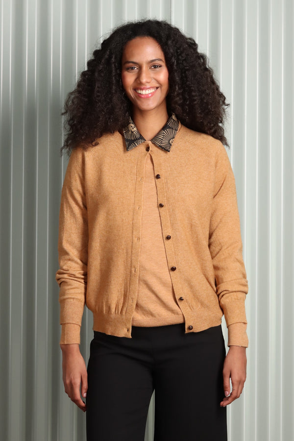 CHALECO CACHEMIRA VICTORIA CAMEL